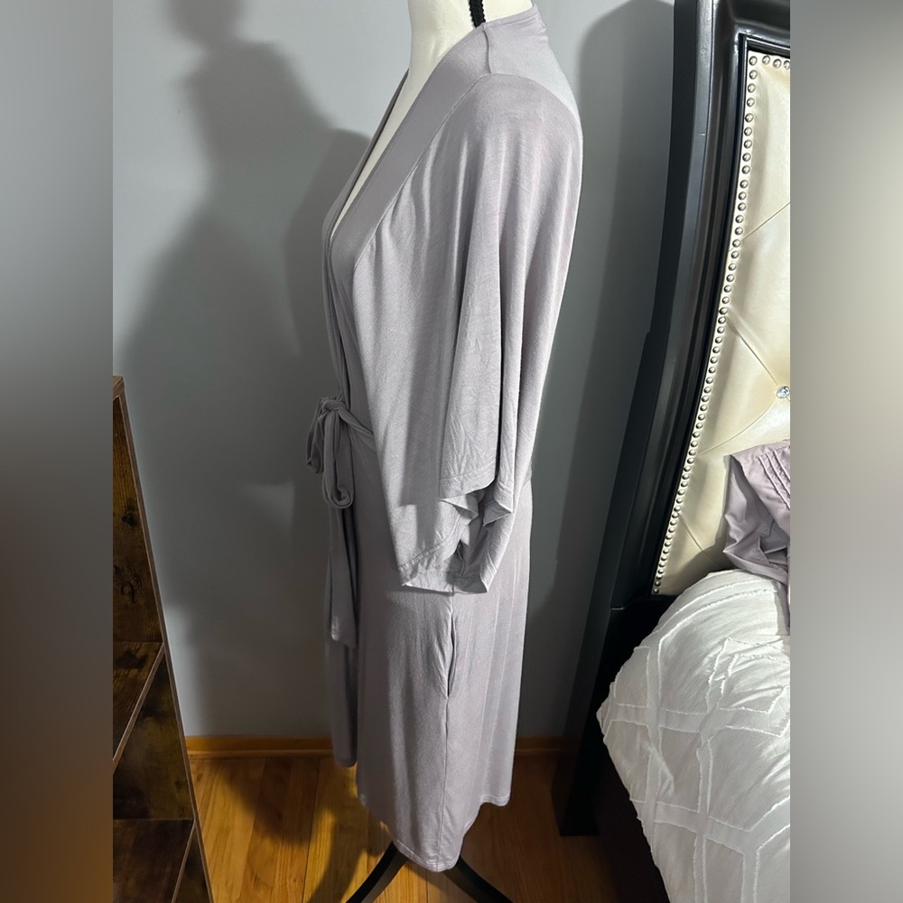 Barefoot Dreams Luxe Knit Jersey Robe - Picture 8 of 9